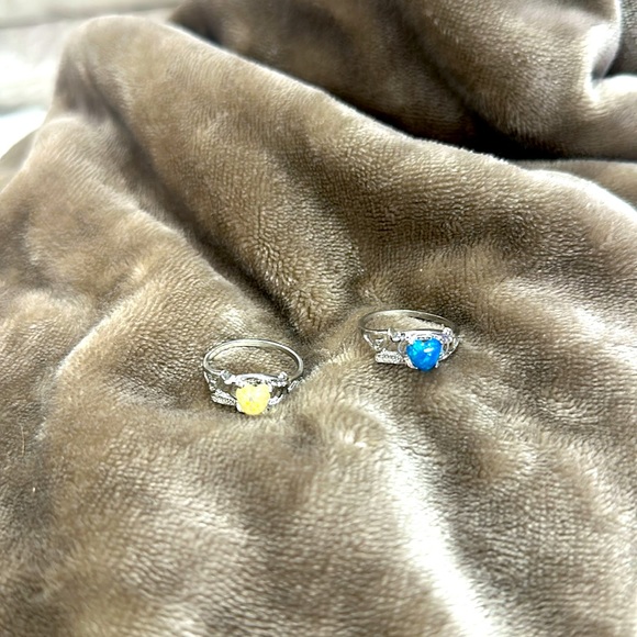 Women Fashion Silver Love Mom White/Blue Simulated Opal Ring Size7, 8 & 9 - Picture 5 of 6